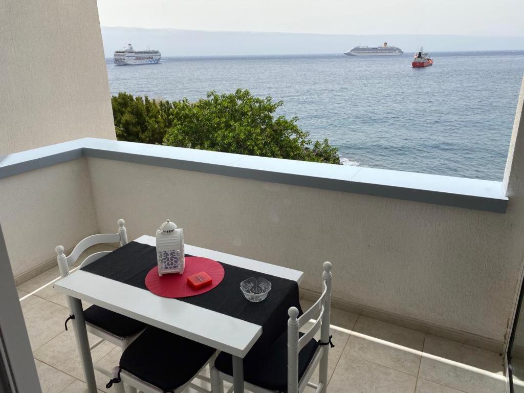 Apartamentos Playa Chica / Playa Las Gaviotas Santa Cruz de Tenerife Bagian luar foto