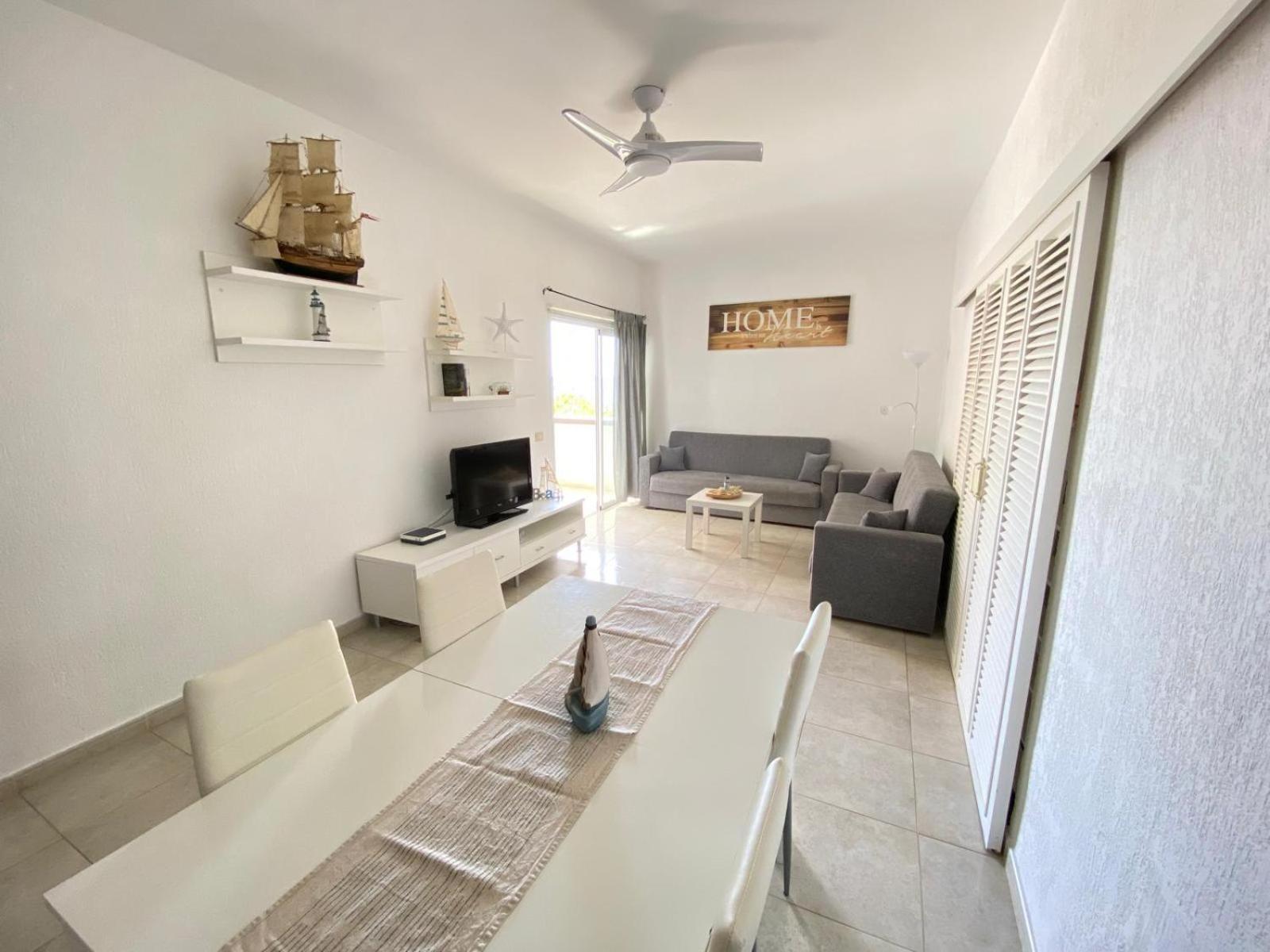 Apartamentos Playa Chica / Playa Las Gaviotas Santa Cruz de Tenerife Bagian luar foto