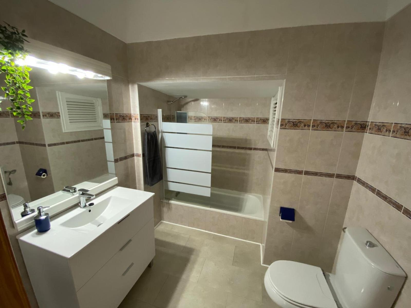 Apartamentos Playa Chica / Playa Las Gaviotas Santa Cruz de Tenerife Bagian luar foto